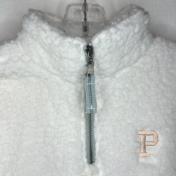 Portland Gear, US size medium. Cozy White Sherpa Pullover - Picture 7 of 7